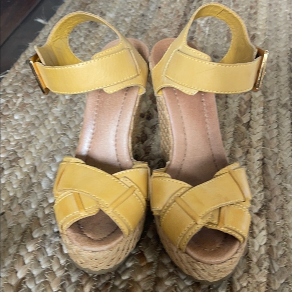 Wedge sandals-mustard yellow